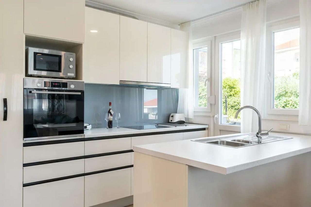 Relax & Recharge Sea View Apartment สปลิท ภายนอก รูปภาพ